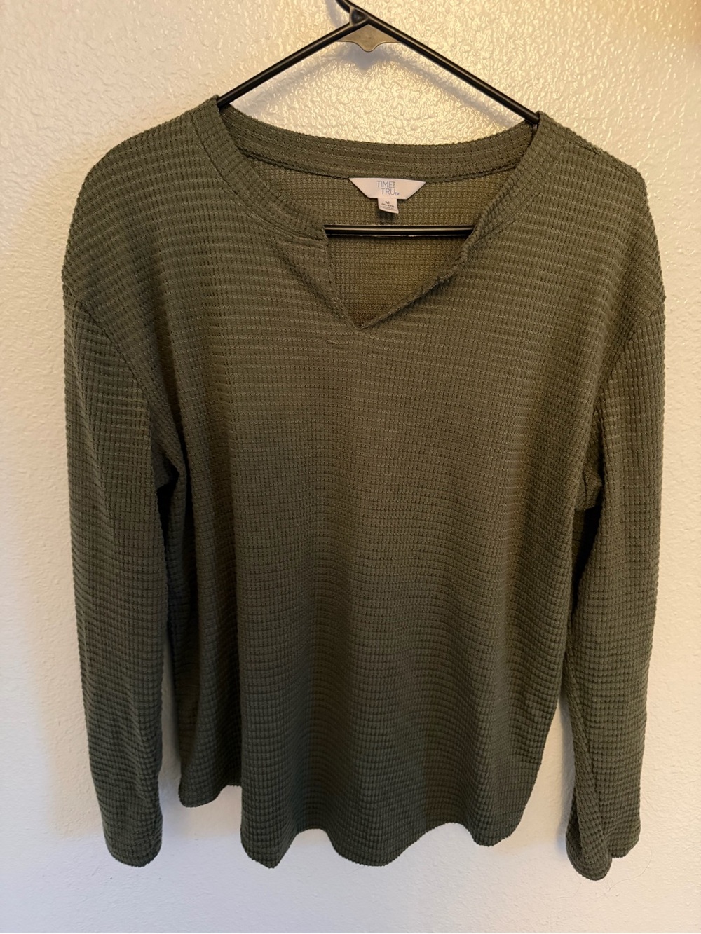Time and Tru Olive Green Waffle Knit Pullover